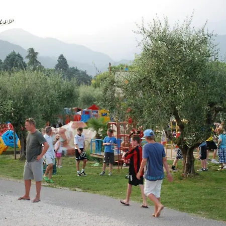 Happy Camp Mobile Homes In Villaggio Turistico Internazionale Eden Campsite *